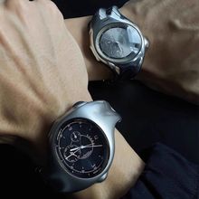 千禧年y2k异形原创中古手表系列复古小众ins高级感防水双显石英表