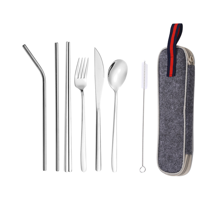 Amazon popular 304 Acero inoxidable paja vajilla traje coreano cuchillo de comida occidental, tenedor y cuchara de paja portátil conjunto de 7 piezas