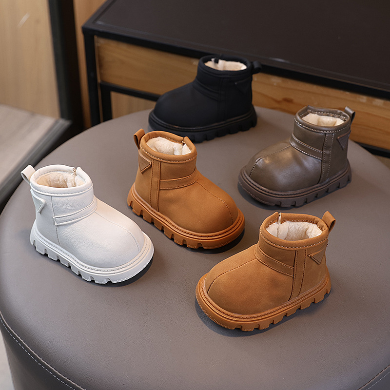 Invierno nuevo calentamiento de algodón botas cortas para niños de 1 - 2 - 3 años de edad con botas de nieve de lana.