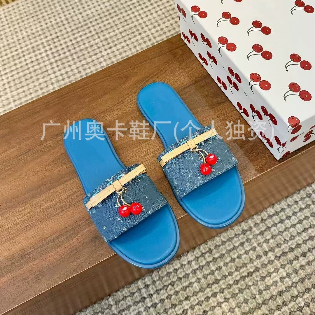 Европейская и американская внешняя торговля 2025 новые женские тапочки с вишневой пряжкой на плоской подошве большого размера, модные универсальные уличные тапочки без шнуровки в стиле ретро