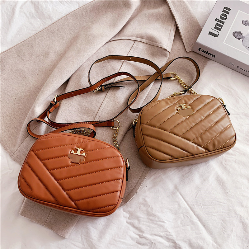 2026 New Fashion Single-Shoulder Embroidered Camera Bag with Chain Crossbody, Factory Wholesale, Large Capacity Cross-Border Bag for Women Trendy Style