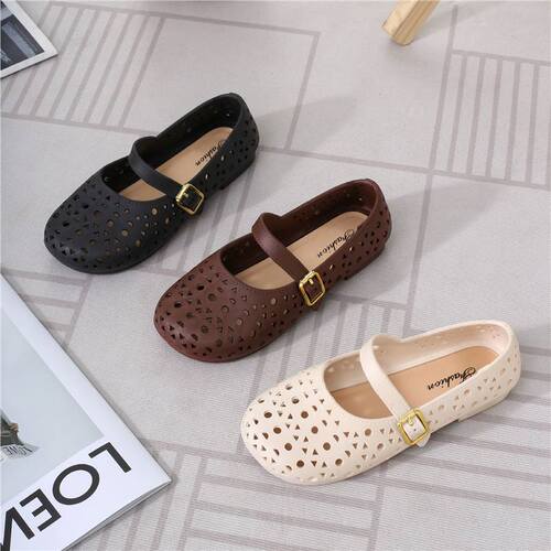 New style soft sole breathable hollowed-out hole shoes fairy style dress flat one-button belt Mary Jane slippers girls