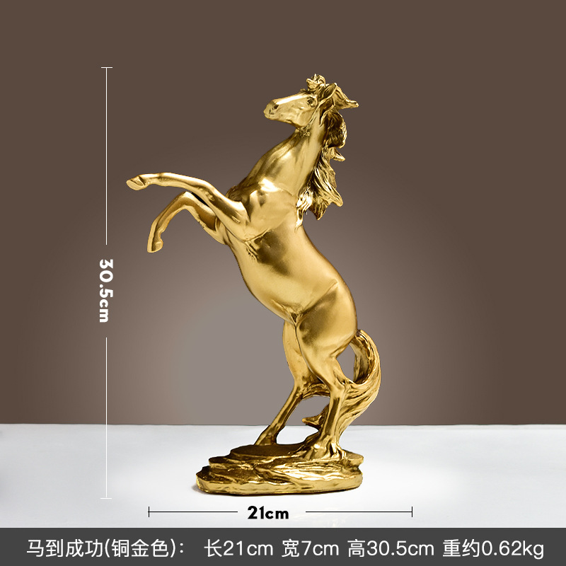 人気の馬の像、軽くて豪華な家の装飾品、リビングルームのエントランスホールのテレビキャビネットの装飾、幸運の馬年工芸品