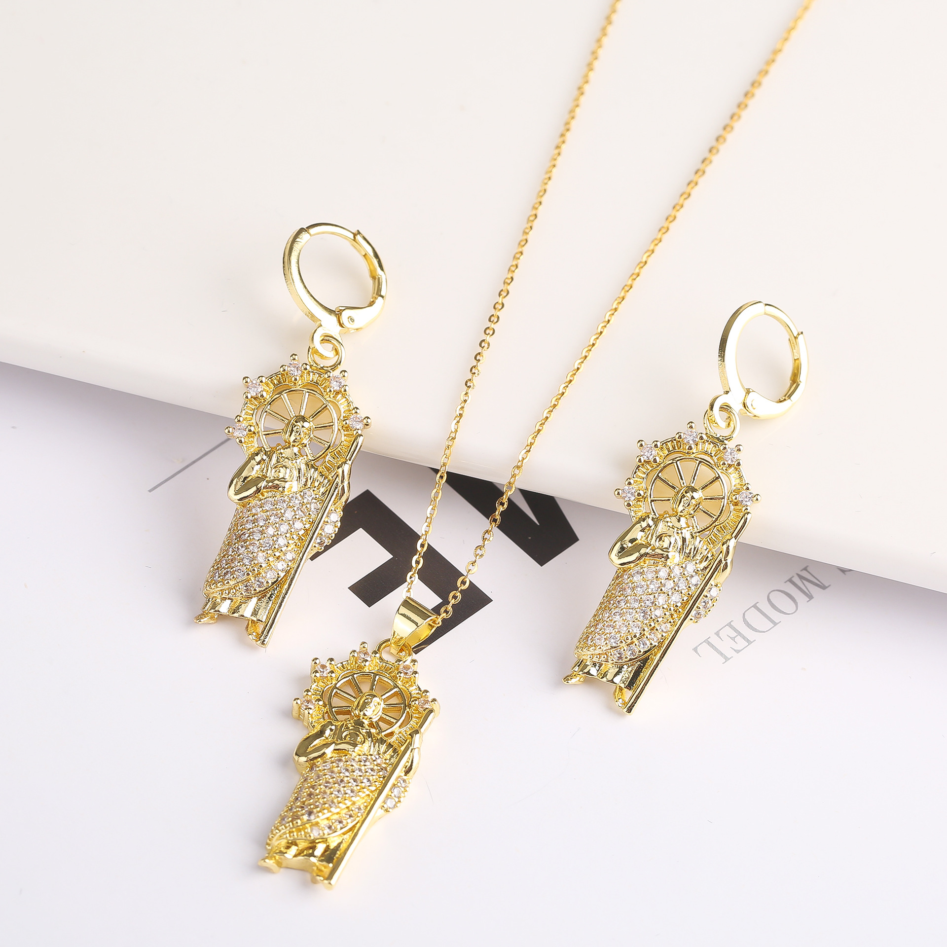 Copper 18K Gold Plated Simple Style Classic Style Inlay Color Block Rhinestones Jewelry Set display picture 5