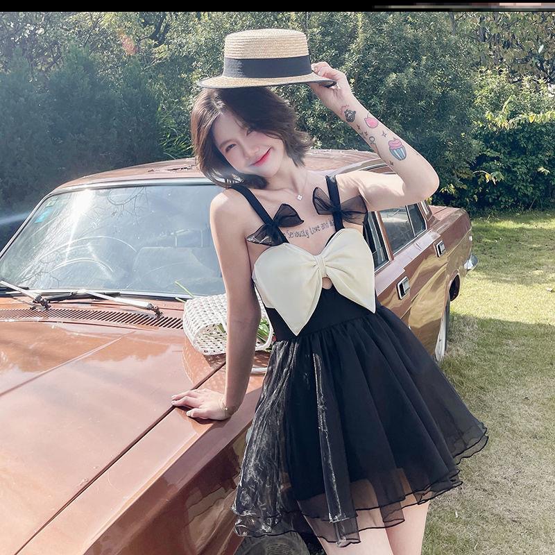 Traje de baño de una pieza de las mujeres de alto grado 2023 Nuevo Conservador cubierta del vientre adelgazante pequeño traje de baño de primavera caliente