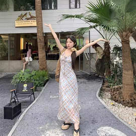 复古格条纹法式浪漫荷叶边连衣裙夏2026新款气质仙女漂亮显瘦长裙