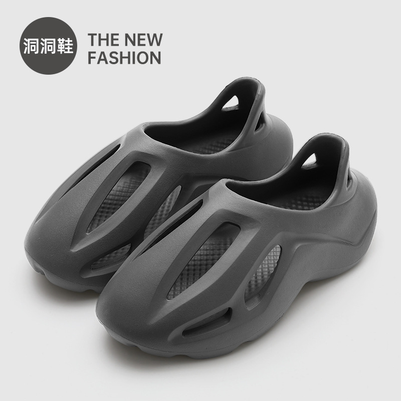 2022 spring and autumn new couple camouflage coconut hole shoes Roman beach shoes casual sandals men's cross-border wholesale