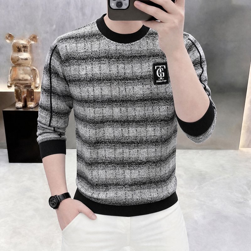 2026 Autumn/Winter Casual Striped Knit Shirt Korean Style Loose Slimming Commuting Outfit Men's Long Sleeve T-Shirt 2026 Autumn/Winter Casual Striped Knit Shirt Korean Style Loose Slimming Commuting Outfit Men's Long Sleeve T-Shirt