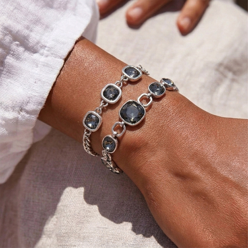European and American Cross-Border Hip-Hop Ins Acrylic Diamond Gemstone Bracelet, Vintage Light Luxury Geometric Rhinestone Metal Chain Jewelry