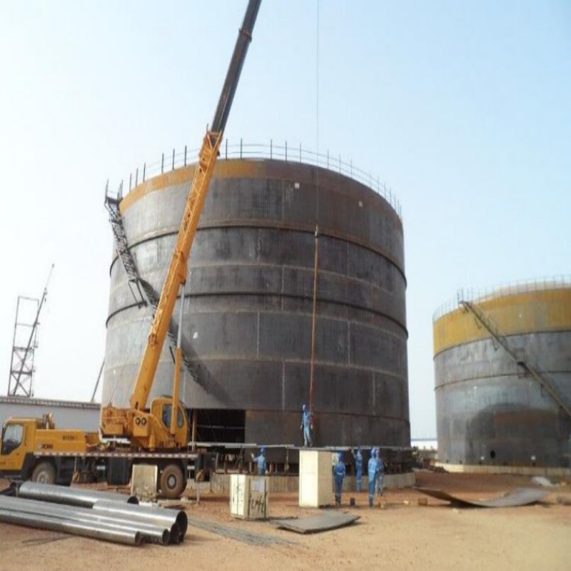 大地油罐公司专业生产大型储罐，油罐，化工储罐