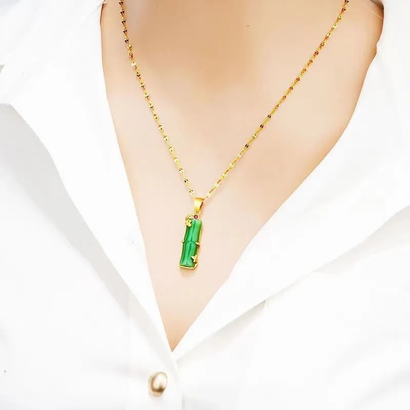 Collier pendentif en bambou et perles 2026 pour femme, design raffiné et sophistiqué, chaîne ras du cou._voghion.com