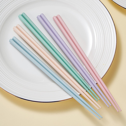Factory wholesale Morandi colored divided-use alloy chopsticks for home and hotel, anti-mold and anti-scald, one person one pair