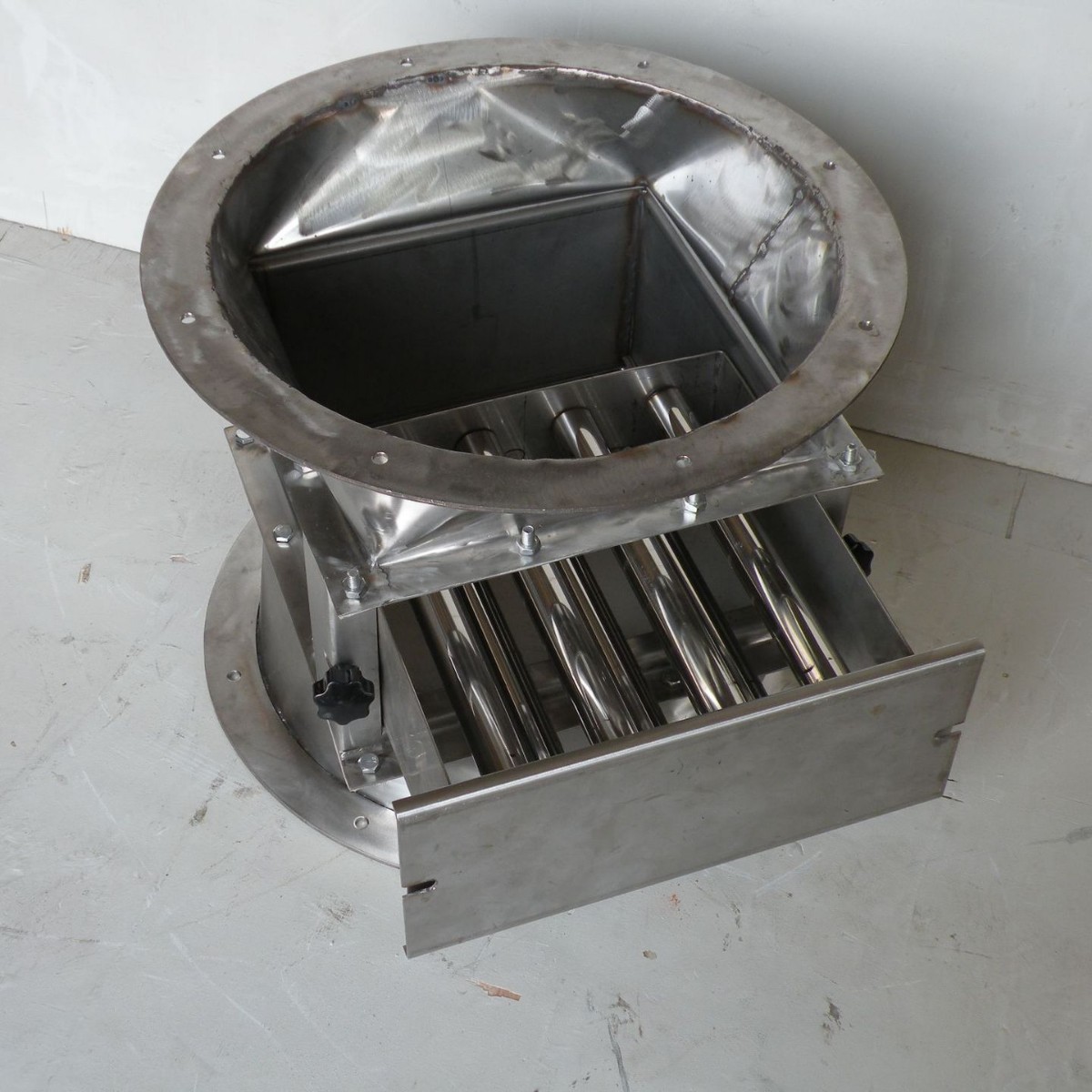 热卖！抽屉式磁选器 不锈钢 磁棒 高磁场  沈阳宝丰粮机