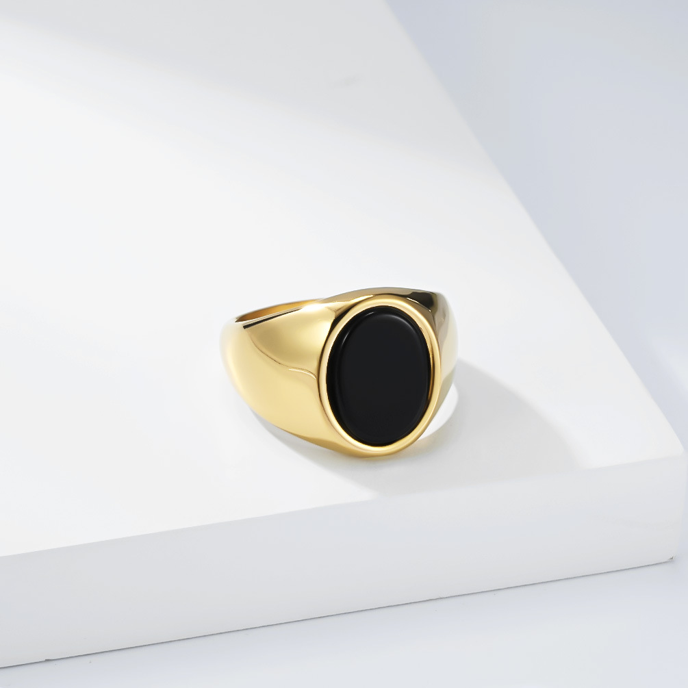 Minimalistischer Herren Ring Aus Edelstahl Mit Schwarzem Schmuckstein_voghion.com