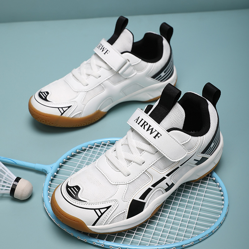Badminton Shoes for Boys and Girls, Medium and Large Kidsren's Mesh Breathable Tennis Shoes, Non-Slip and Wear-Resistant Kidsren's Sports Table Tennis Shoes