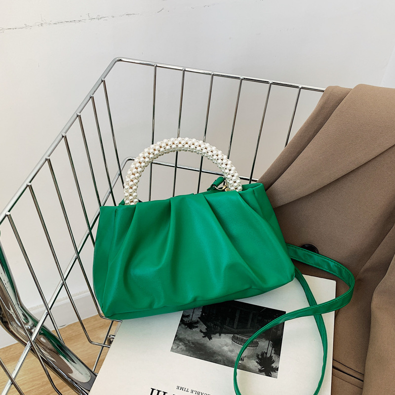 Bolso de mujer de color sólido 2022, nuevo bolso de nube de verano, bolso de mano suave de moda, bolso de hombro simple de estilo extranjero.