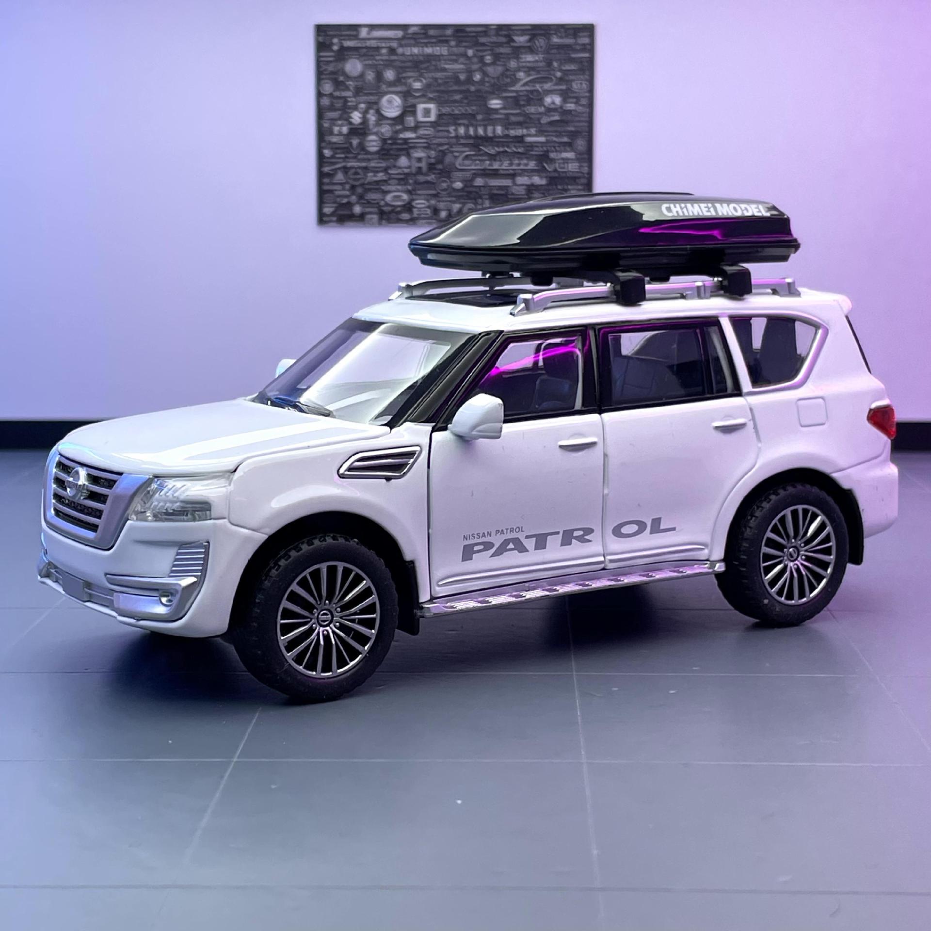 Chimei modelo de coche de aleación 1 a 32 Toule vehículo todoterreno Tire hacia atrás el sonido y la luz 6 Puerta Abierta coche de juguete modelo de música adornos