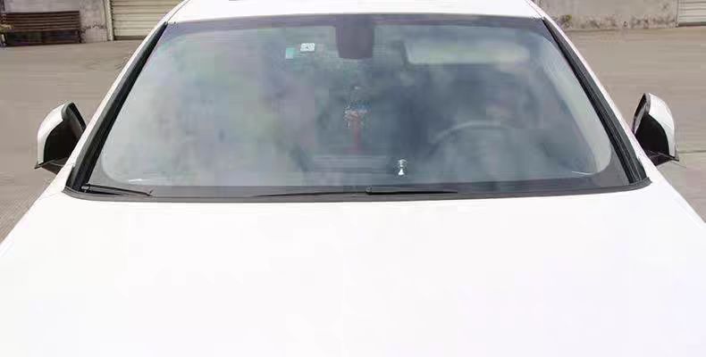 Upper edge of engine cover Windproof and waterproof noise guide strip at the bottom of front windshield