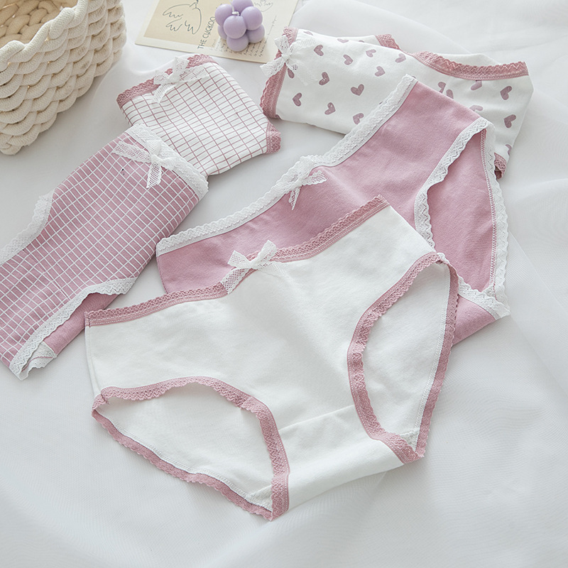 Women's Underwear Pure Cotton Women's New Mid-Waist Pure Cotton Japanese Style Purple Love Underwear Girls' Briefs Wholesale