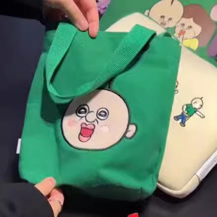 国境を越えた漫画のぬいぐるみ、かわいいバンバンとユジの周辺人形、表情枕、小さなペンダント、帽子、鉛筆バッグ|undefined