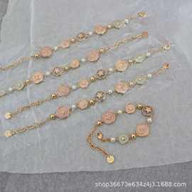 正确版D家25年早春新款多彩小圆手链 黄铜蜜蜂字母珐琅圆牌手链女