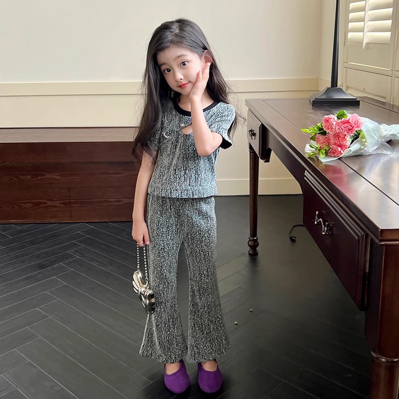 2024 kleidung Koreanische Ausgabe Modische Western Stil Sommer Neue Kollektion kinder Mädchen Bell-Bottom-Hose Zwei_voghion.com