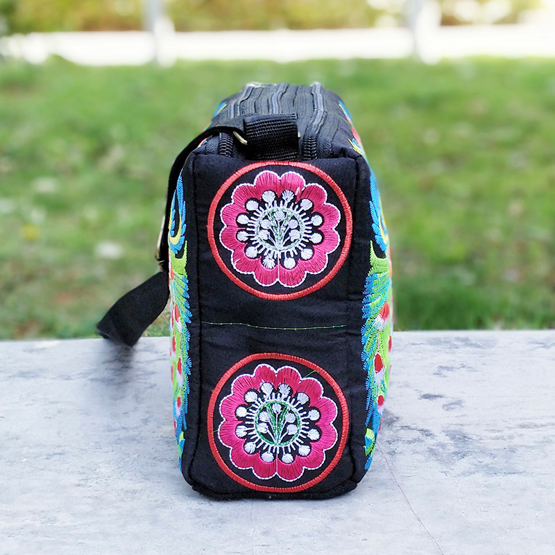 Bolso bandolera bordado de lona de estilo étnico Bolso bandolera bordado Hanfu retro Teléfono móvil Monedero Purse