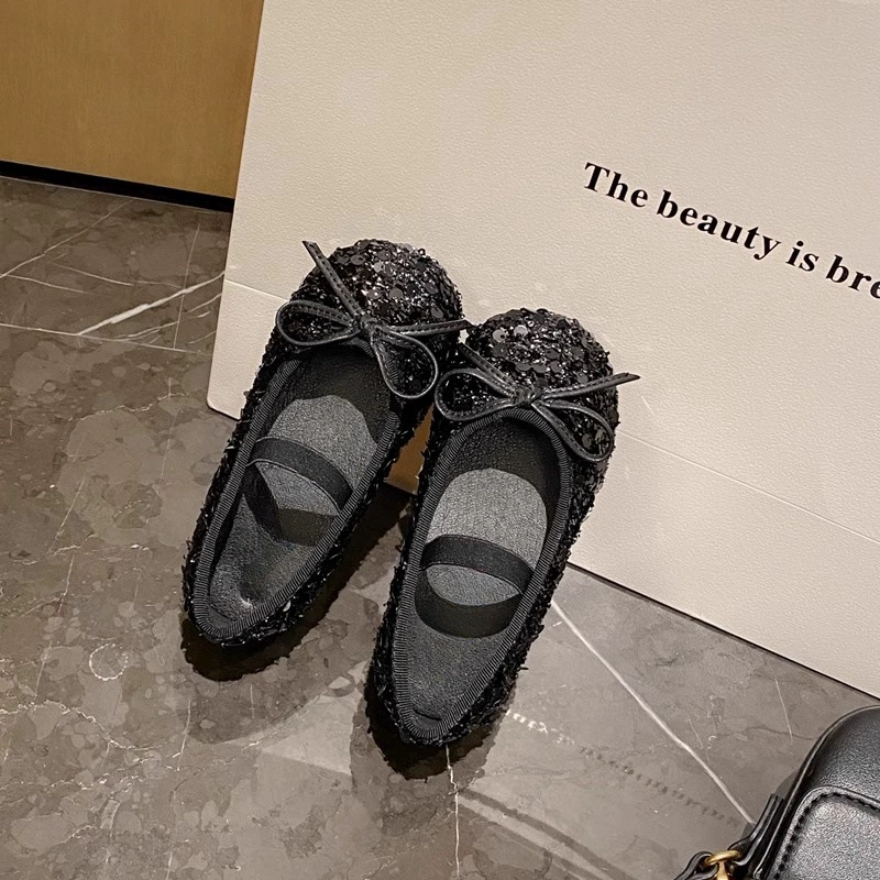 Хрустальная принцесса обувь для девочек 2024 весна и осень новые дикие иностранные детские плоские туфли удобные маленькие феи одиночные туфли