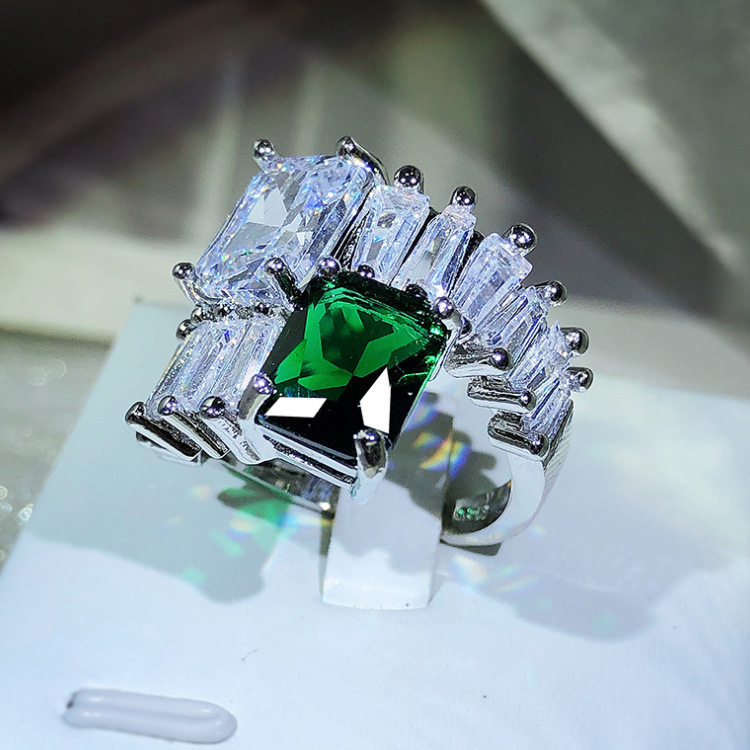 Inlaid Emerald zircon square princess ring European and American micro-inlaid full diamond engagement ring tiktok supply