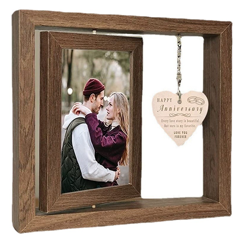 En stock marco de fotos giratorio de doble cara de madera 6 pulgadas 7 pulgadas marco de fotos pareja regalo marco de fotos cuerpo mesa de madera