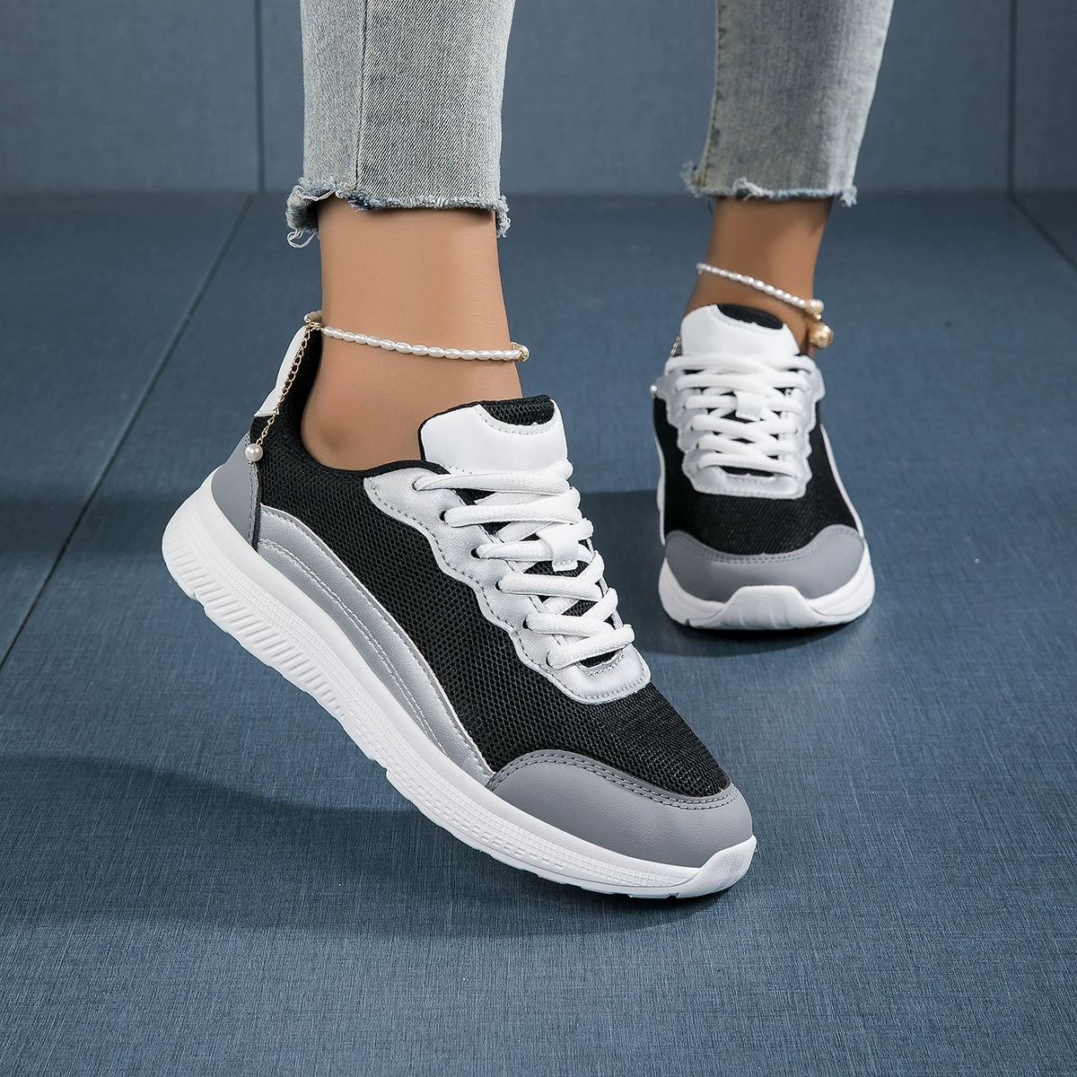 2025 весна трансграничная новая женская обувь спортивная обувь спортивная мода кроссовки через отверстие сетка обувь дышащая повседневная обувь