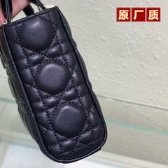 D-joy家戴妃包レディー高バージョン工場漆皮大札三四格横版手提げ斜めショルダーバッグ
