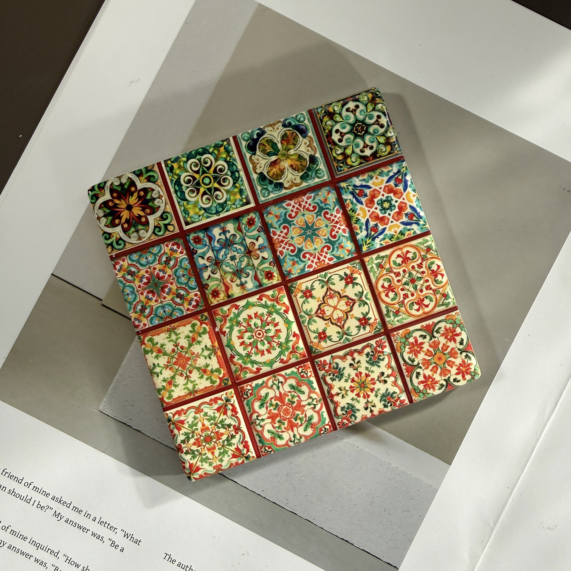 Posavasos de corcho con forma de chocolate 3D en relieve y estampado en caliente – estilo retro étnico, venta transfronteriza.