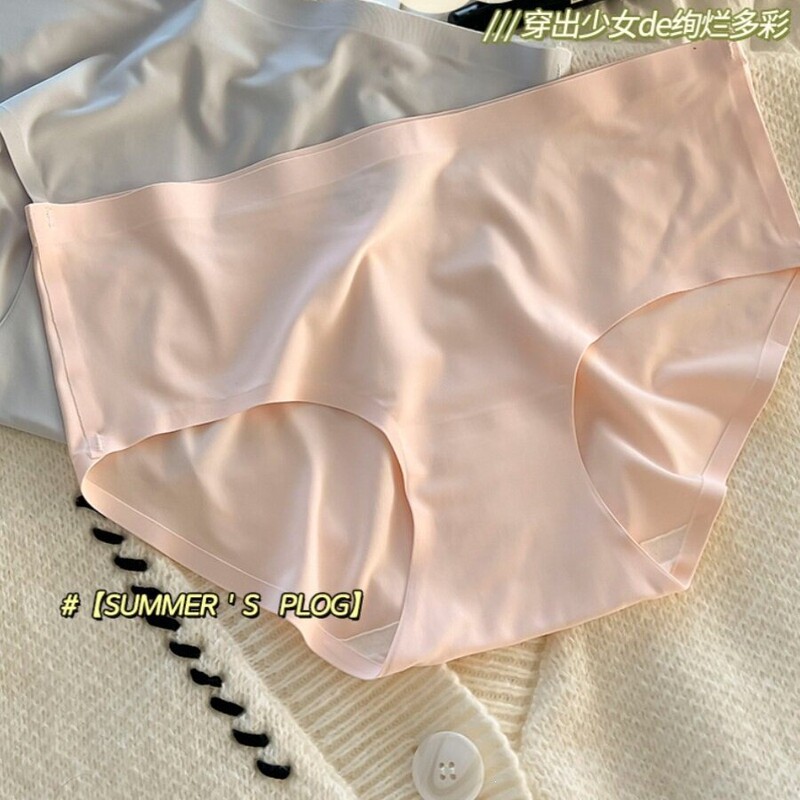Yoga Fitness Thin Seamless Women's Underwear with 7A Silk Crotch, Non-Binding Hip Design, Young Girl Sports Briefs