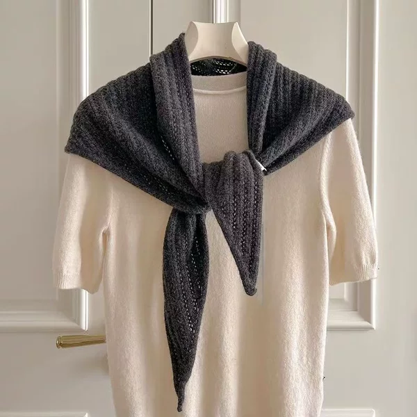 Women's Shawl for Autumn and Winter, Triangular Scarf for Warmth, Korean Style Neck Protection, Versatile Decorative Knitted Scarf