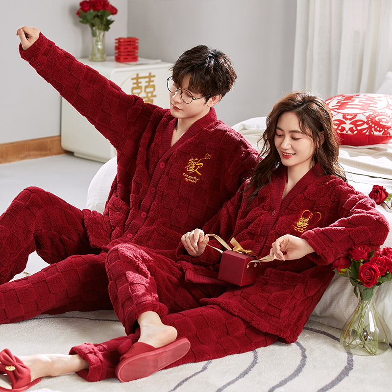 Coral rojo fleece boda pareja pijamas recién casados traje hombres engrosada Otoño e Invierno franela roja desgaste del hogar de Las Mujeres