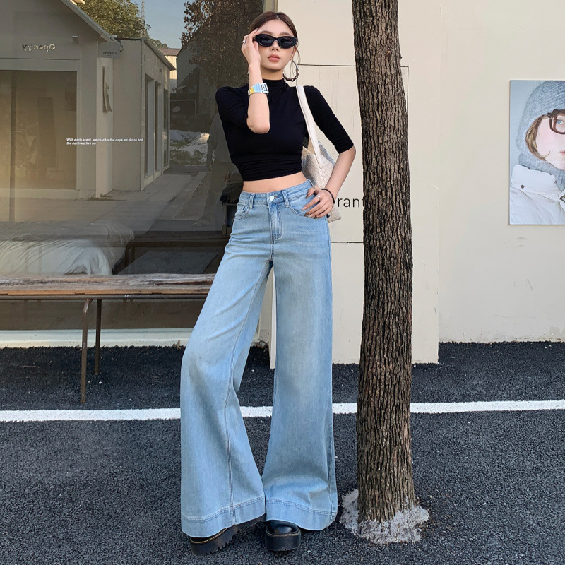Azul claro elástico jeans de piernas largas mujeres 2026 veludo nuevo diseño suelto de cubierta de carne sensación de trapos de bocina