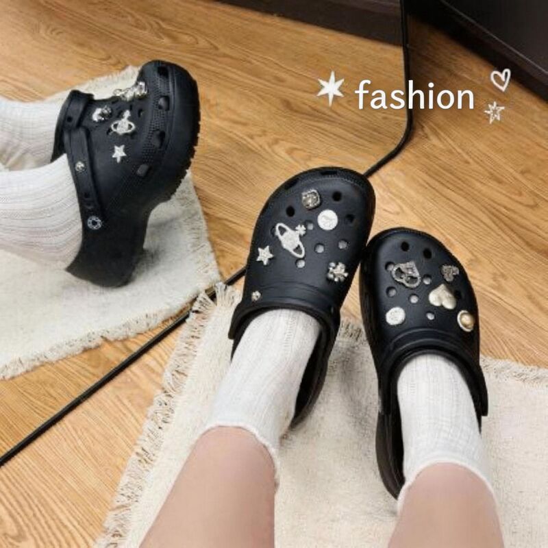 Lost Saturn Cloud Clogs Women's Sandals Outdoor Flip-Flops Beach Shoes Home Slippers Women's Closed-Toe Shoes Lost Saturn Cloud Clogs Women's Sandals Outdoor Flip-Flops Beach Shoes Home Slippers Women's Closed-Toe Shoes