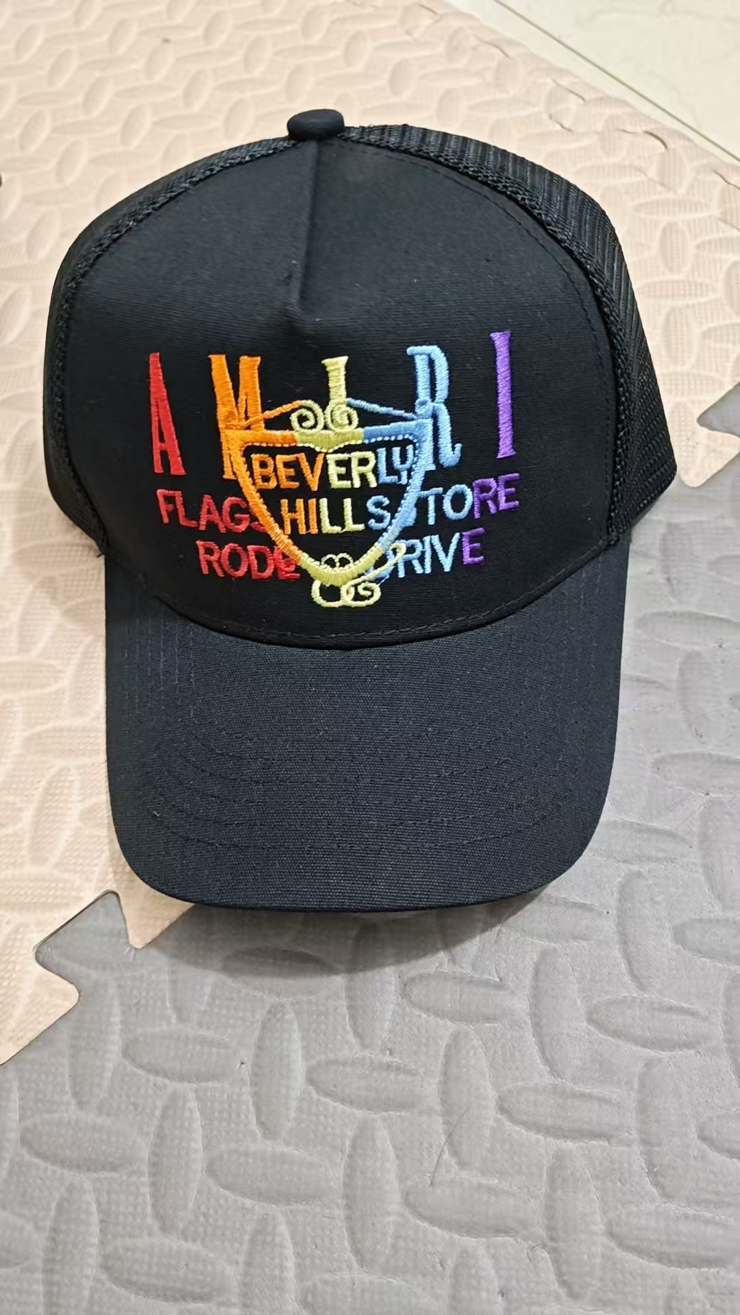 AMIRI estilo de calle para hombres y mujeres con el mismo sombrero de béisbol tendencia de protección solar sombrero de béisbol bordado de verano un cabello