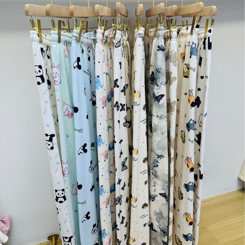Women's printed fleece pajama pants, autumn and winter long pants, loose straight wide-leg style, suitable for casual wear, outdoor activities, and as loungewear