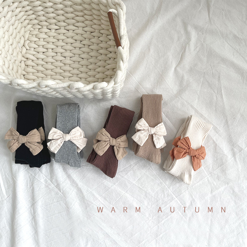 Fábrica de medias de la industria de la ropa de cama de amigos personalizada mayorista para niños algodón peinado vestidos de la princesa leggings arco