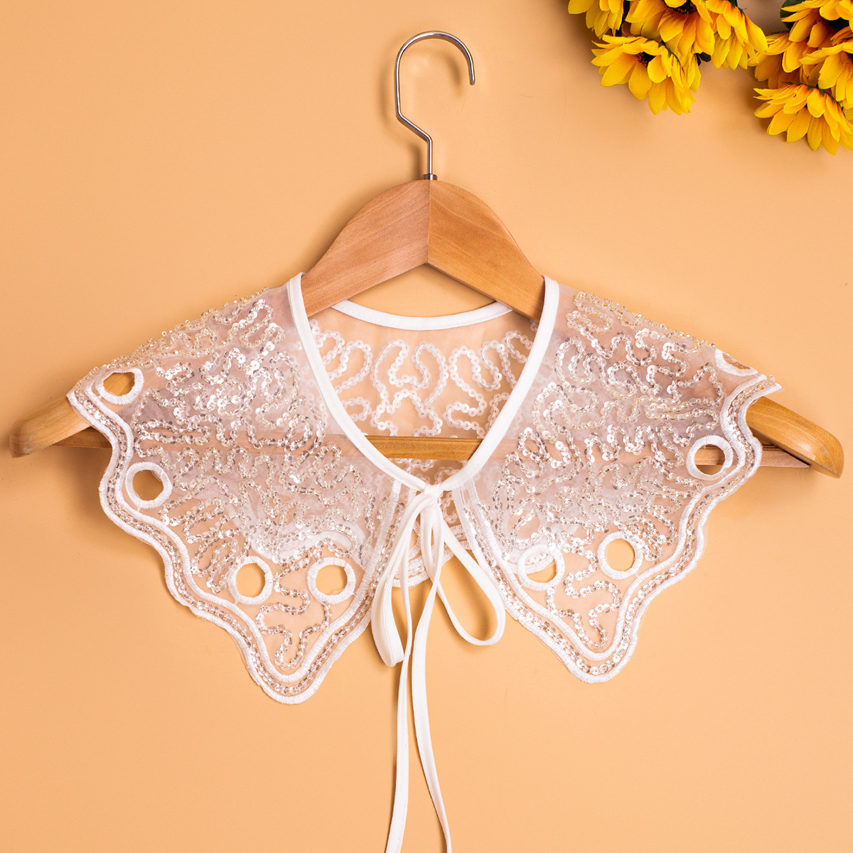 Cuentas bordadas exquisitas flores de ropa de mujer coinciden en blanco y negro en el lugar de collar falso corbata camisa de arco collar image 1
