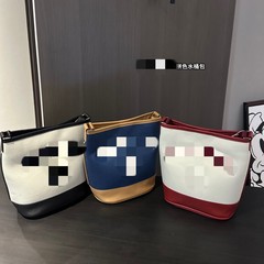 ブランド同色のカラーブロックバケットバッグ、女性用クロスボディ、軽い高級感、ハイエンド、多用途、カジュアル、人気のショルダーバッグ、ドロップシッピング