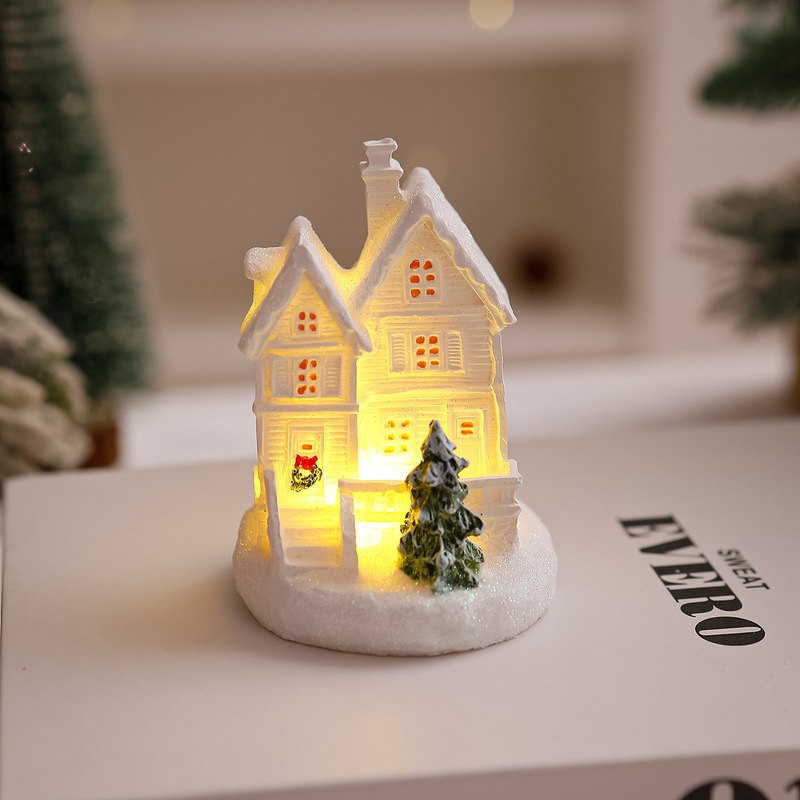アマゾンの新しいクリスマス装飾樹脂の小さい家の小さい景観のクリスマスのアイデアの白い発光の小さい家のプレゼント|undefined