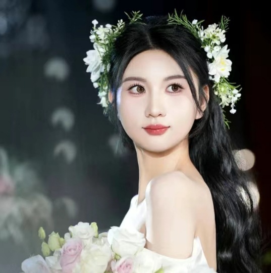 フォレストスタイルの新しい花のヘアアクセサリーヘアピン花嫁の結婚式の写真スタイリングウェディングヘッドドレスメイクアップアーティストのヘッドドレス送料無料|undefined