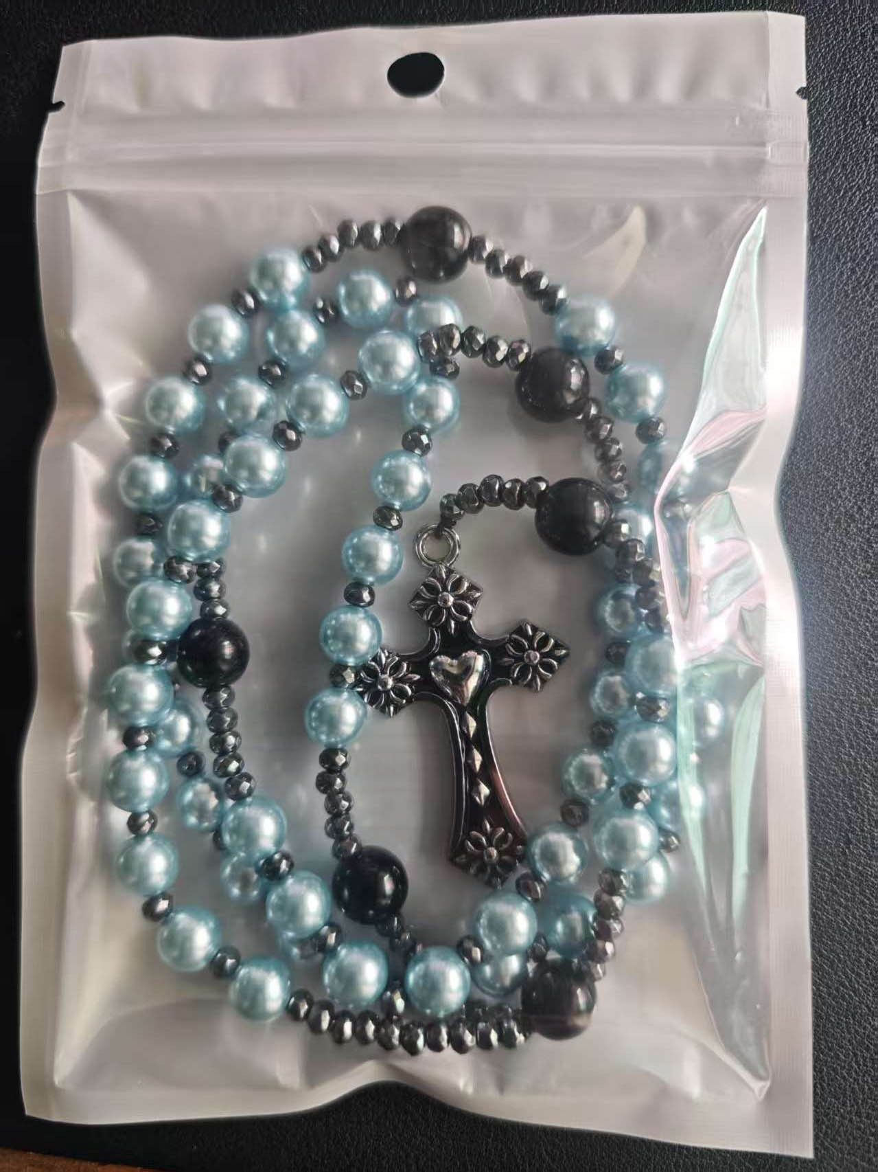 2022 verano nuevo transfronterizo negro natural cuentas redondas cadena larga negro Ball piedra Cruz Rosario collar de los hombres al por mayor