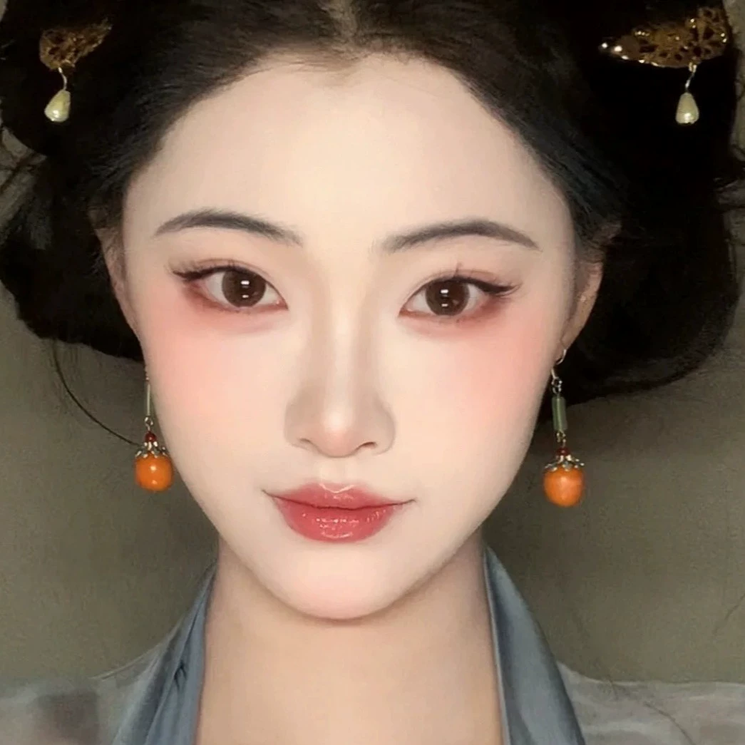 Новые серьги ручной работы в китайском стиле в стиле ретро с имитацией нефрита, нишевые серьги в стиле ретро, ​​высококачественные серьги в дворцовом стиле