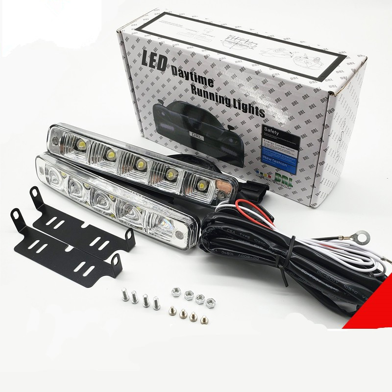 Lámpara diurna LED de automóviles de uso general, lámpara de red impermeable 12V auxiliar, luz blanca, luz de conducción brillante, lámpara de niebla