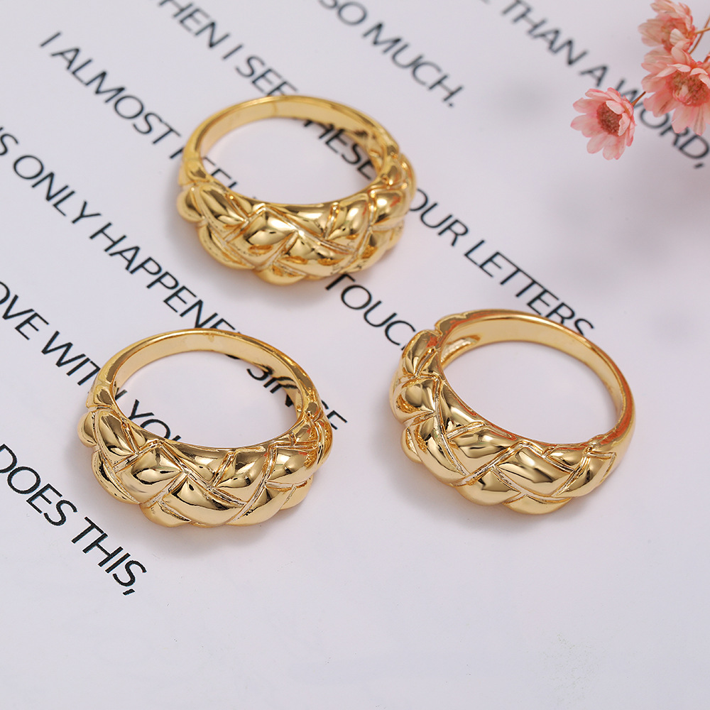 Wholesale Jewelry Retro Pineapple Pattern Copper Ring Nihaojewelry display picture 12