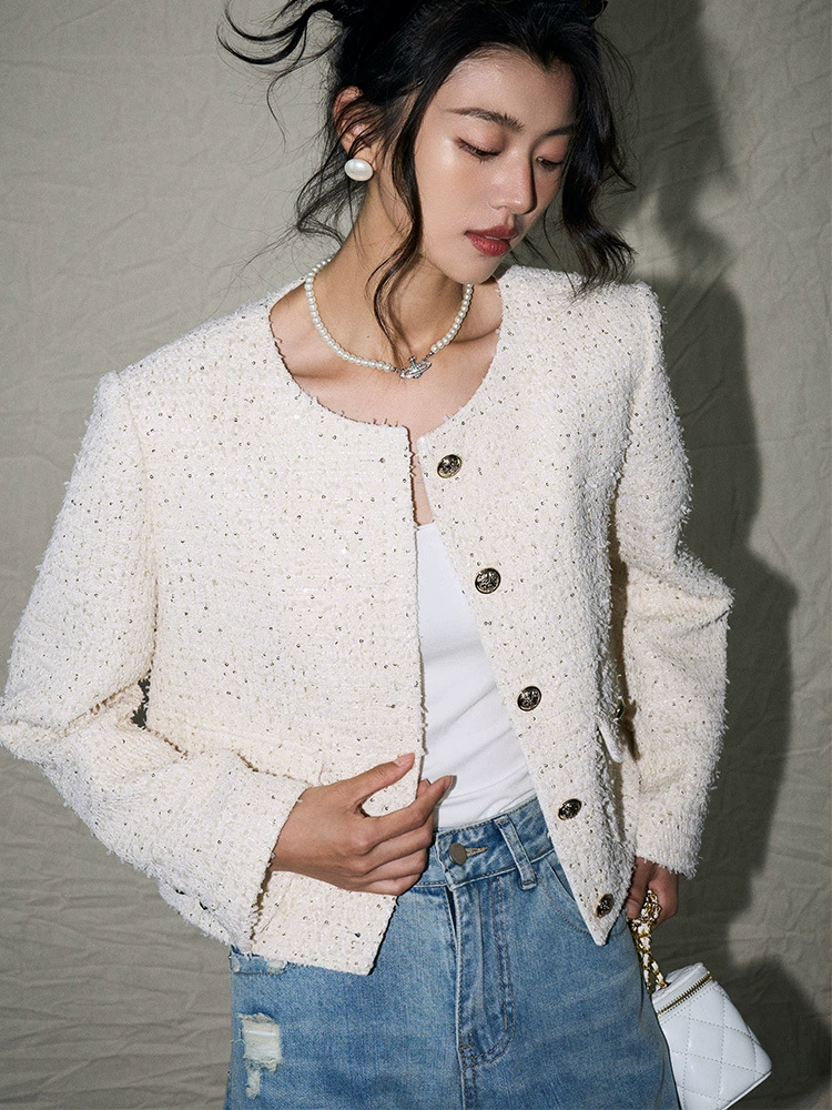 【Shengdu】25 Qiuxin Корейская знаменитость Qianjinfeng Тяжелый индустриальный Beige White С бисерной твидовой цветной короткий топовый пальто Coat